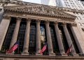 الذكاء الاصطناعي يعيد المستثمرين إلى الأسهم العالمية بتدفقات أسبوعية ضخمة 3 الذكاء الاصطناعي يعيد المستثمرين إلى الأسهم العالمية بتدفقات أسبوعية ضخمة