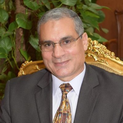 محمود الشاذلى يكتب .. نعـــم .. في المستشفيات أتعايش مع الصدق وأدرك نعمة الإيمان . 2 481453576 658779323282403 8823375717003818947 n
