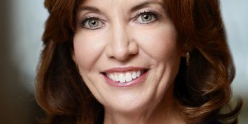 Kathy Hochul تعين مدعيًا عامًا خاصًا في تحقيق اغتصاب جماعي بجامعة كورنيل