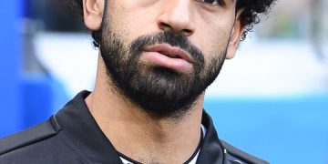 ساويرس يعلّق بـ3 كلمات على تدوينة إبراهيم عيسى بشأن محمد صلاح